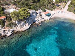 Seafront Apartments Olivera-standard One Bedroom Apartment With Balcon