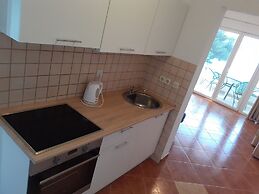 Apartments Marko Peljesac - One Bedroom Apartment With Balcony and Sea