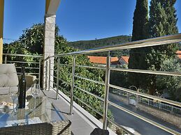 Fancy Apartments Dream - Modern One Bedroom Apartment With Balcony and