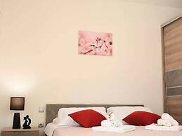 Fancy Apartments Dream - Modern One Bedroom Apartment With Balcony and