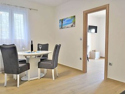 Fancy Apartments Dream - Modern One Bedroom Apartment With Balcony and