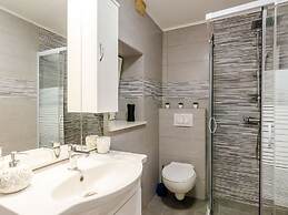 Apartment Little Star II - Two-bedroom Apartment With City View