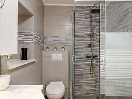 Apartment Little Star II - Two-bedroom Apartment With City View