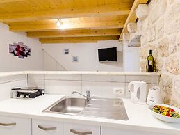 Apartment Little Star II - Two-bedroom Apartment With City View