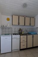 Apartments Belenum - One-bedroom Apartment With Balcony and Sea View