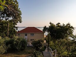 Apartments Belenum - One-bedroom Apartment With Balcony and Sea View