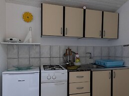 Apartments Belenum - One-bedroom Apartment With Balcony and Sea View