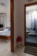 Apartments Belenum - One-bedroom Apartment With Balcony and Sea View