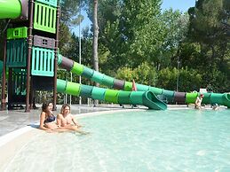 Simplistic Mobile Home in Castiglione del Lago Near Lake