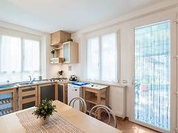 Belvilla by Oyo La Rocca Residence