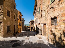 Belvilla by Oyo La Rocca Residence