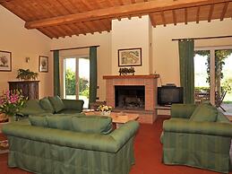 Belvilla by OYO Lovely Estate in the Sabina Hills
