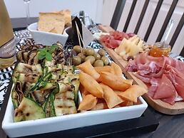 Civico36 Feels Like Home Apartment