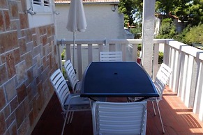 Apartment Vesna & Ivica - Two Bedroom Apartment With Terrace and Sea V