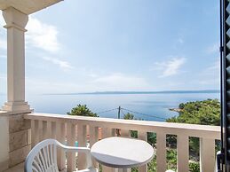 Apartments Neva- Two Bedroom Apartment With Balcony