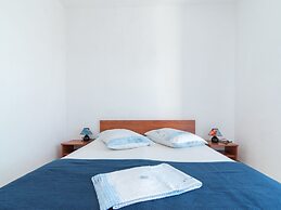 Apartments Neva- Two Bedroom Apartment With Balcony