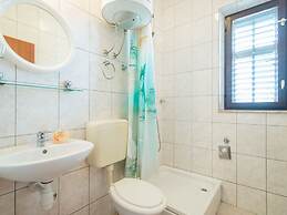 Apartments Neva- Two Bedroom Apartment With Balcony