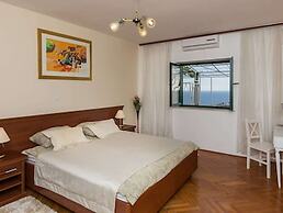 Apartment A Kind Of Magic - One Bedroom Apartment With Terrace and Sea