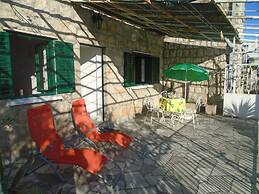 Apartment A Kind Of Magic - One Bedroom Apartment With Terrace and Sea