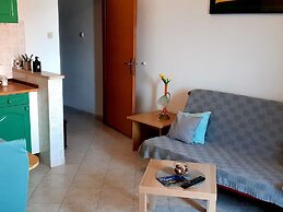 Apartments Cumbelic - One Bedroom Apartment With Balcony and Sea View 