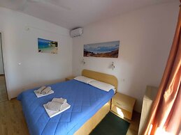 Apartments Vinko Mljet- One-bedroom Apartment With Terrace