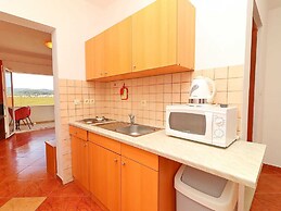 Apartments Marko Peljesac - Standard One Bedroom Apartment With Balcon