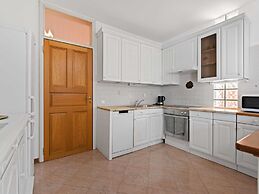 Lovely Holiday Home With Pool,covered Terrace and Outdoor Kitchen