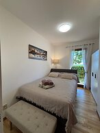 Lovely Holiday Home With Pool,covered Terrace and Outdoor Kitchen