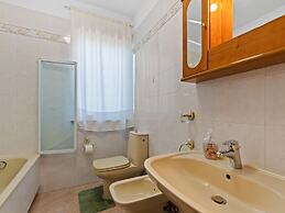 Lovely Holiday Home With Pool,covered Terrace and Outdoor Kitchen