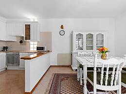 Lovely Holiday Home With Pool,covered Terrace and Outdoor Kitchen