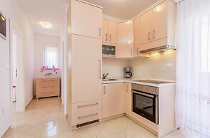 Nice Apartment Only 500m From the Beach