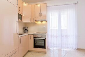 Nice Apartment Only 500m From the Beach