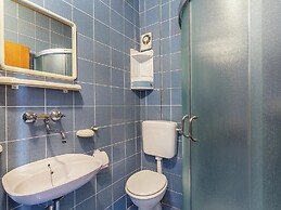 Apartment in Private House With Shared Pool