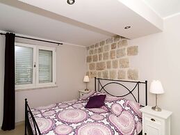 Apartments Gaura - Comfort One-bedroom Apartment With Terrace