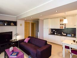 Apartments Gaura - Comfort One-bedroom Apartment With Terrace