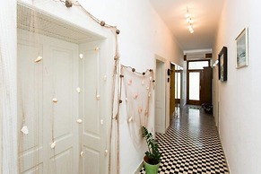 Apartment Blue & Green - Two-bedroom Apartment With Terrace and Garden