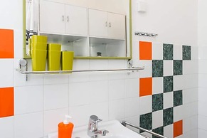 Apartment Blue & Green - Two-bedroom Apartment With Terrace and Garden