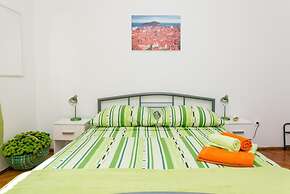 Apartment Blue & Green - Two-bedroom Apartment With Terrace and Garden