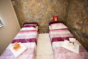 Apartment Any - One Bedroom Apartment With Terrace and Sea View