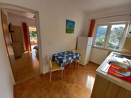 Apartments Vinko Mljet- One-bedroom Apartment With Terrace