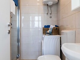 Apartment Semi - One Bedroom Apartment With Terrace and Sea View