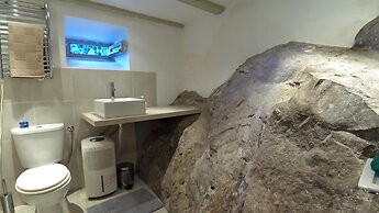 Villa Skylight - Two Bedroom Villa & Studio With Private Swimming Pool