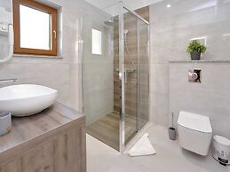 Amazing Villa With Pool