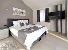 Amazing Villa With Pool