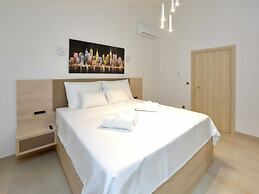 Amazing Villa With Pool