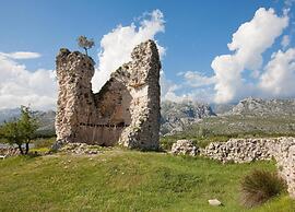 Amazing Villa With Pool