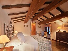 Charming House in Umbria With Pool