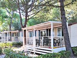 Pleasant Mobile Home in Castiglione del Lago With Pool