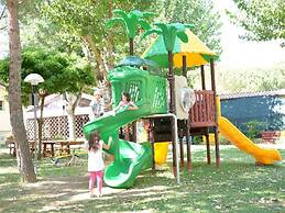 Pleasant Mobile Home in Castiglione del Lago With Pool