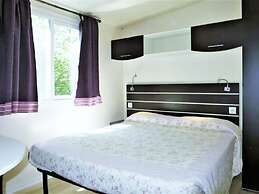 Pleasant Mobile Home in Castiglione del Lago With Pool